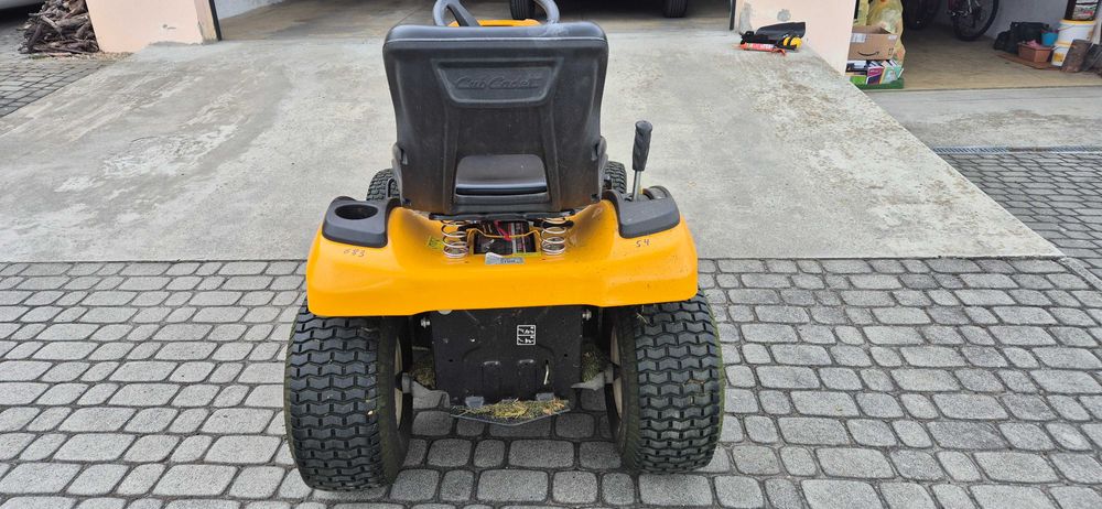 traktor ogrodowy Cub Cadet XT2