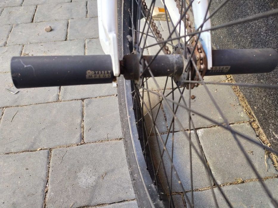 Haro Bikes 100.3 BMX