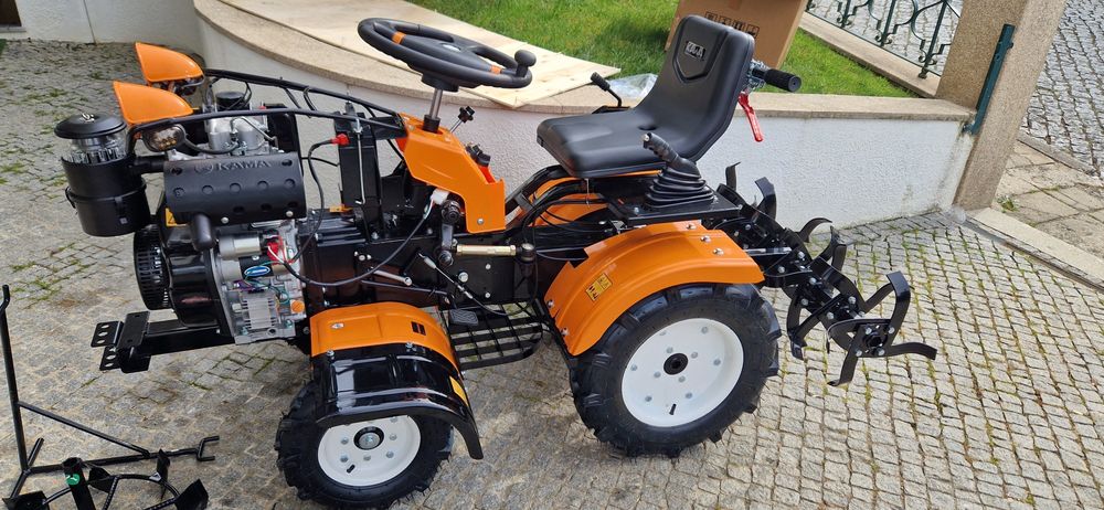 Mini tractor diesel tracção 4