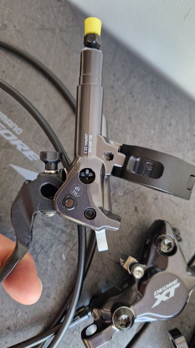 Nowe hamulce Shimano XT m8100, 700 ,1700mm pudełka BoX