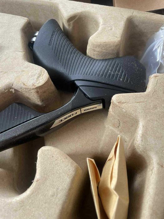 Nowy Zestaw hamulcowy Sram Force AXS D2 Klamki Zaciski Gravel