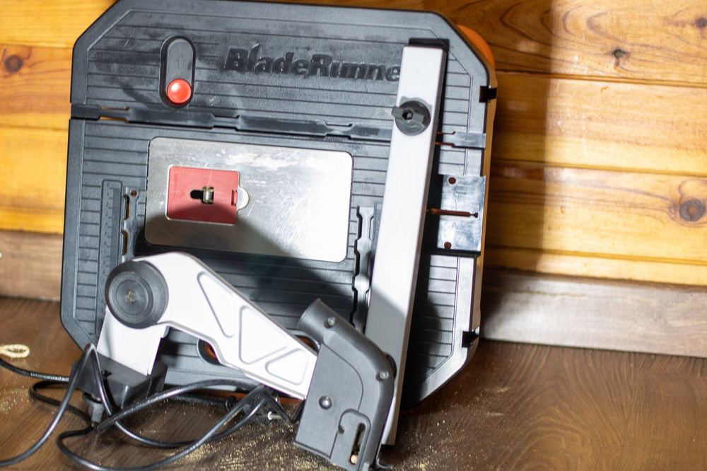 Mesa de serra portátil BladeRunner