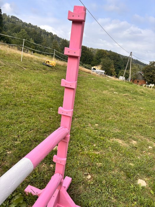 Stojaki do przeszkód