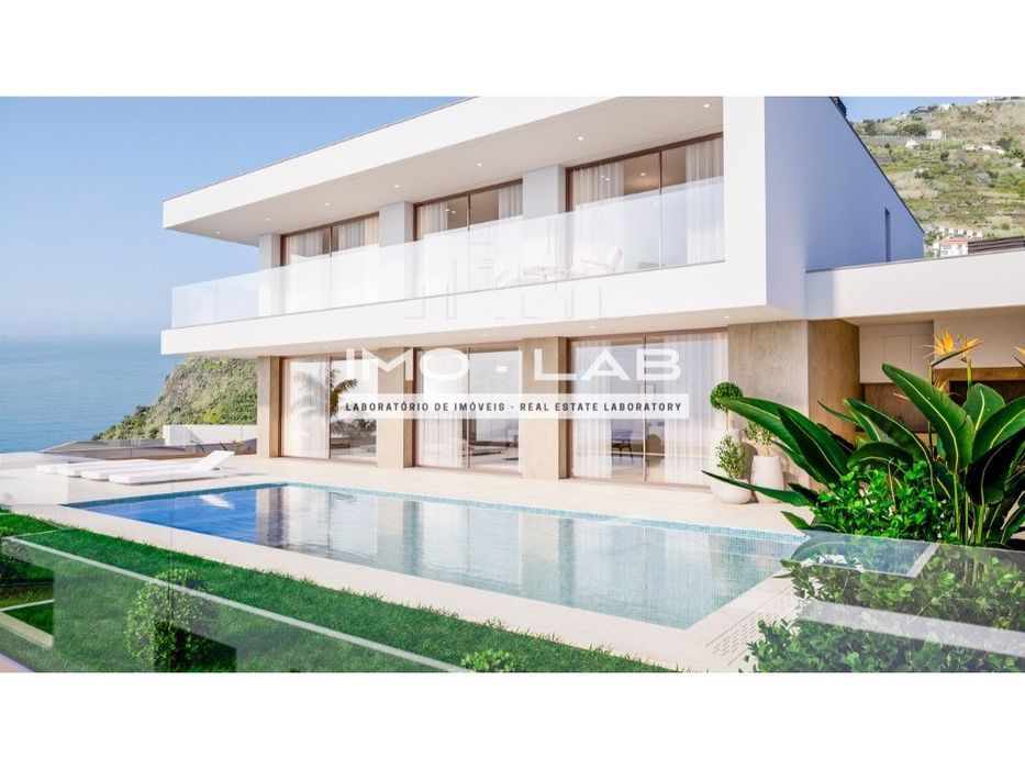 Villa de Luxo T3 + Escritório - Arco da Calheta