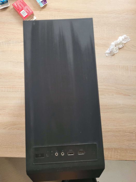 Komputer i5 7gen / 16GB RAM / GTX 1650 – 1100 zł (do negocjacji)