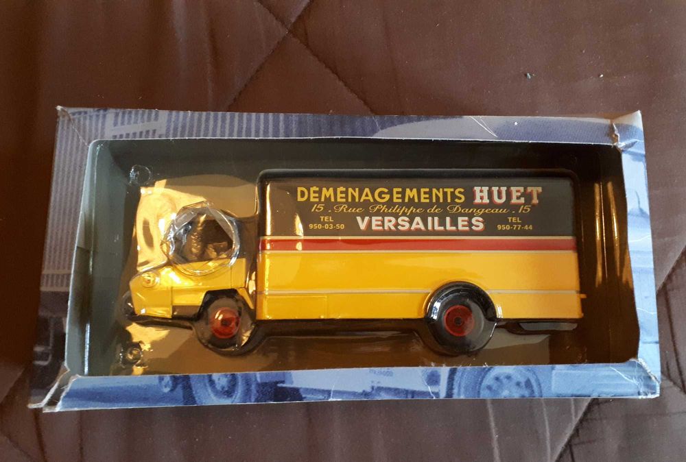 === 2 Miniaturas Automóveis ===