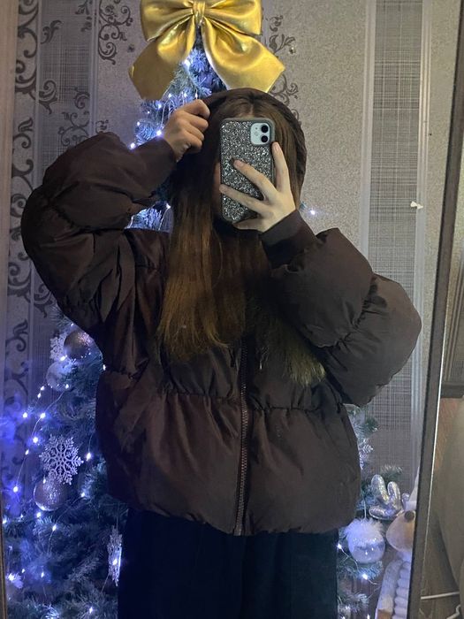 шоколадна куртка H&M