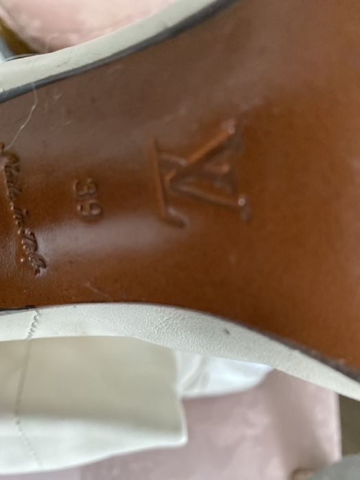 Kozaki LV biale skóra