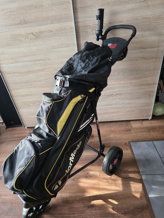 Kije do golfa Inesis 900 + wozek+ torba+ dodatki