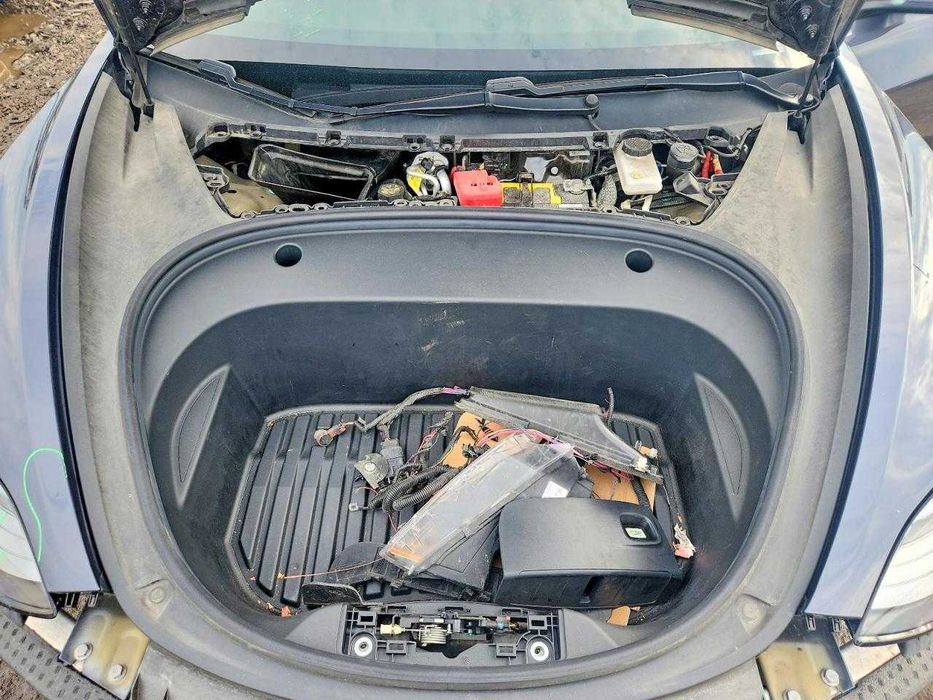 Tesla Model 3 2021;