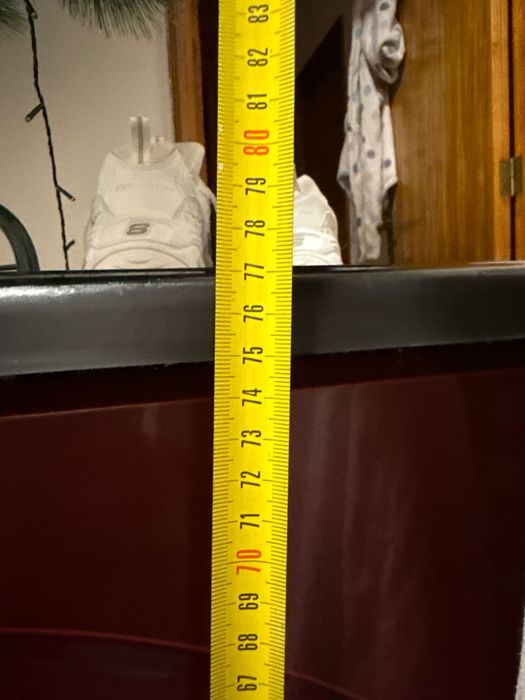 móvel espaçoso em bom estado