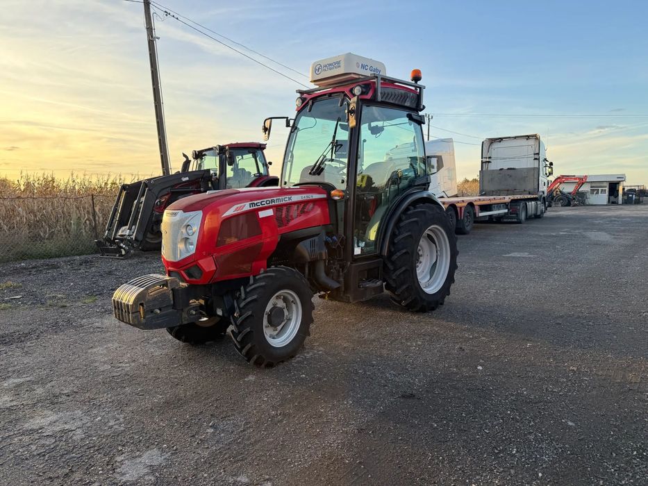 McCormick X4.50 V  Sadowniczy,hermetyczna kabina-2021 rok