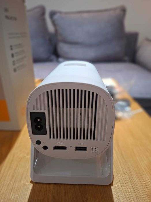 AKIYO O1 – Projektor LED Full HD 1080p | 200 ANSI | Bluetooth