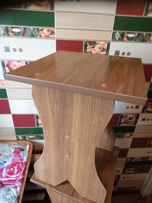 Продам табуретки