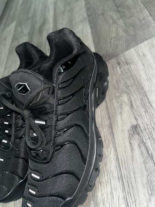 Nike Air Max TN Plus Czarny R.42
