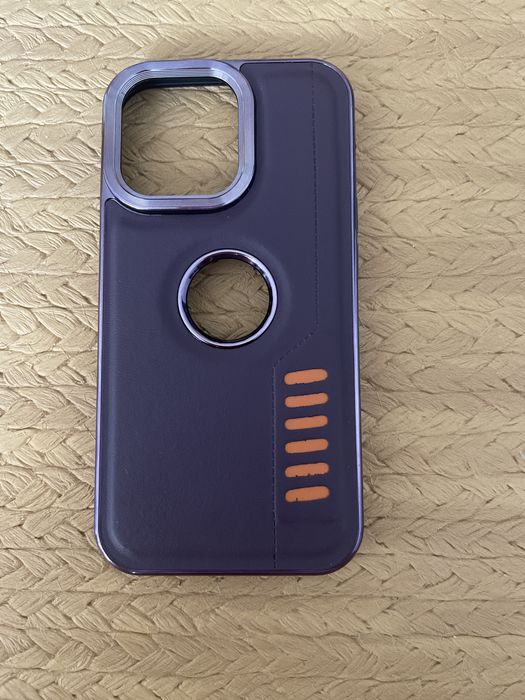 Etui na telefon iPhone 13 Pro / skóra eko - nowe