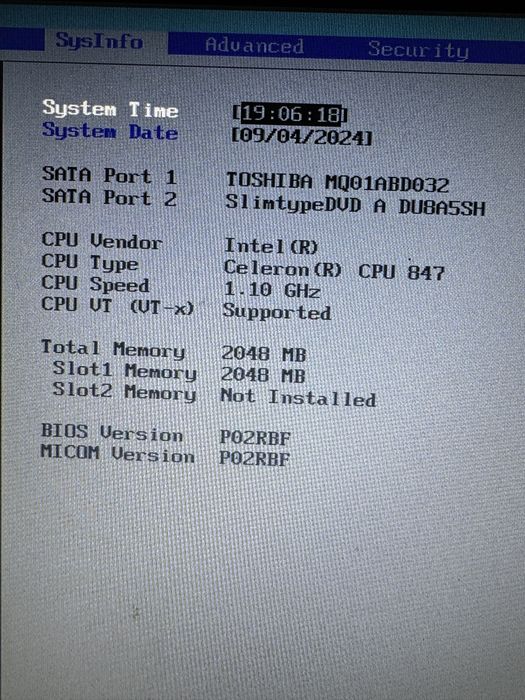 Ноутбук SAMSUNG NP300E5V