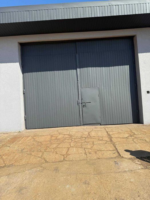 Hale przemysłowe o wymiarach 18 x 12 - do wynajęcia