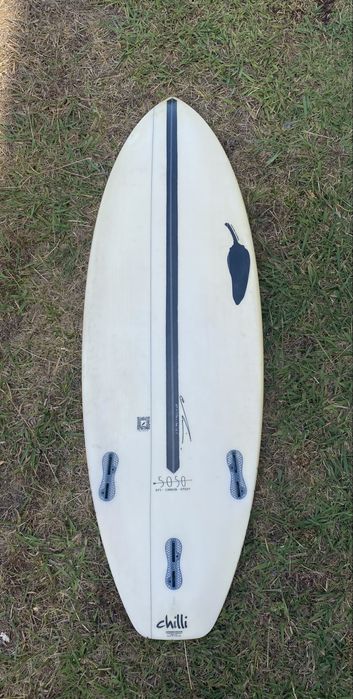 Prancha de surf 4’10’’ Chilli fibra.
