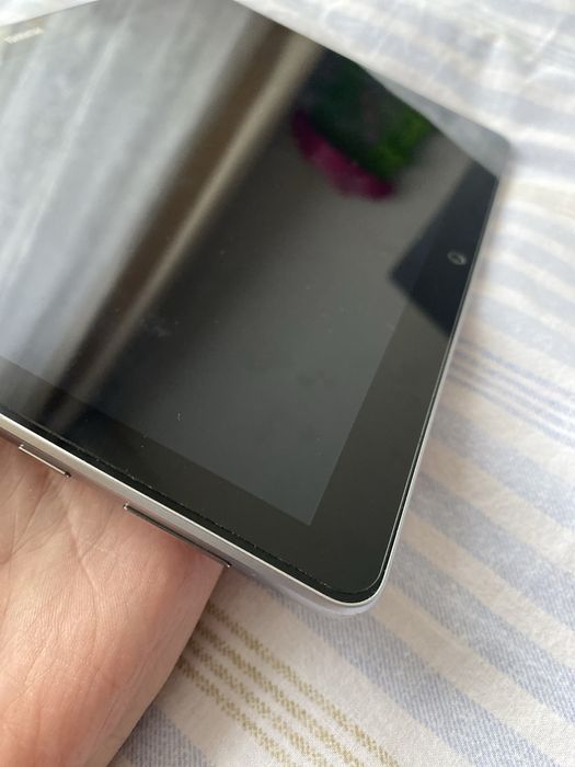 Планшет  Huawei MediaPad T3 10 (модель AGS-W09)