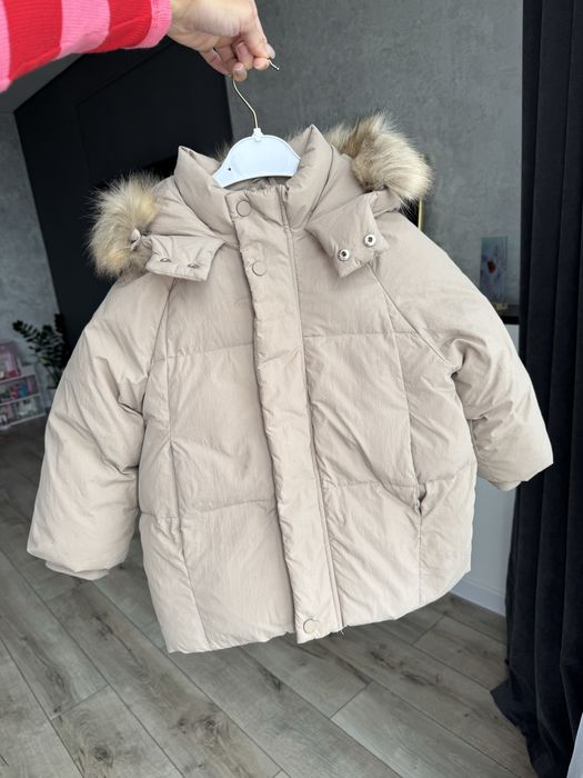 Зимова куртка Zara пух перо 110р