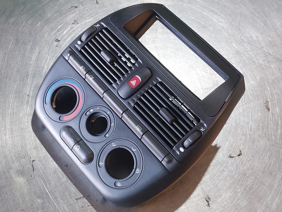 Consola tablier Fiat Bravo 182