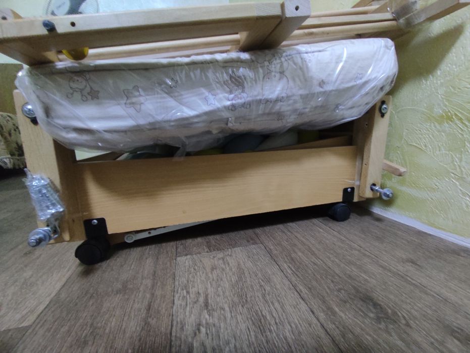 Колиска люлька для немовлят