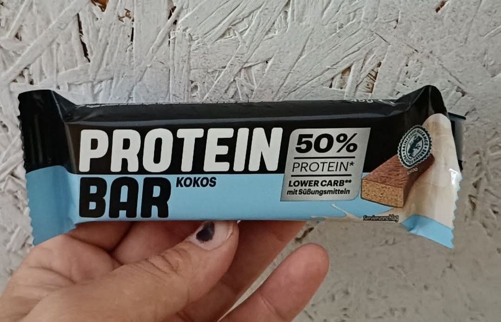 Baton proteinowy