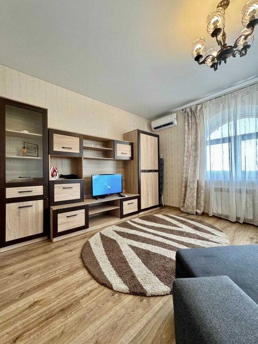 ApartPoltava ПАНОРАМНИЙ балкон, Новобудова ЦЕНТР міста, СВІТЛО ЗАВЖДИ