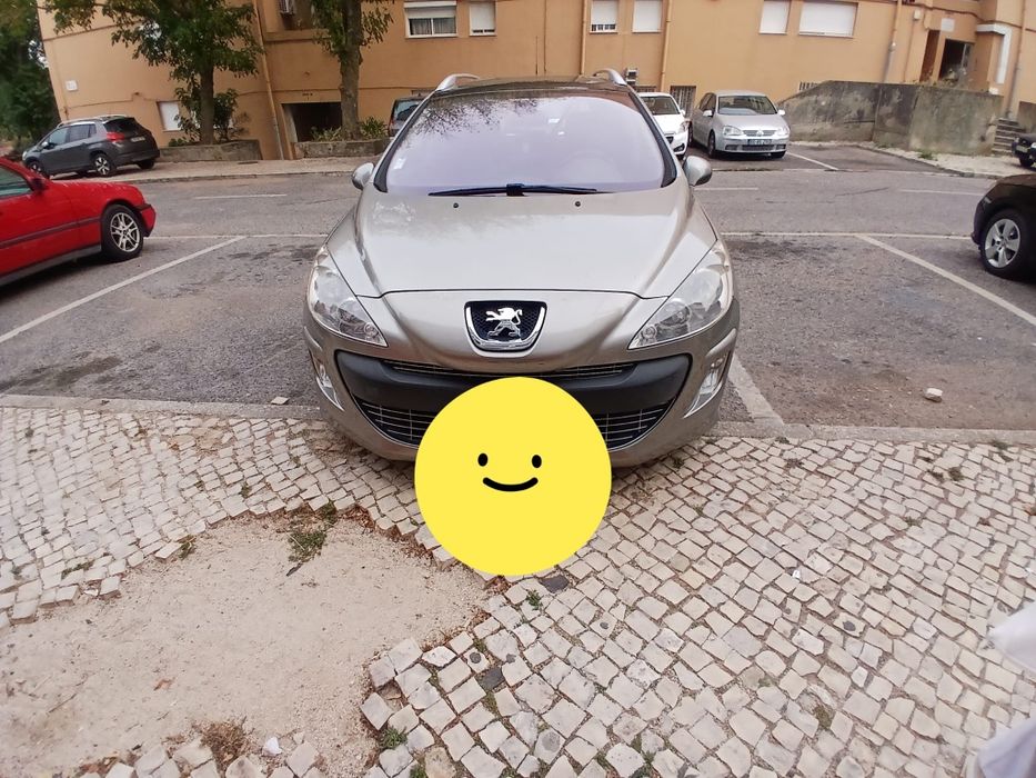 Peugeot 308.                .