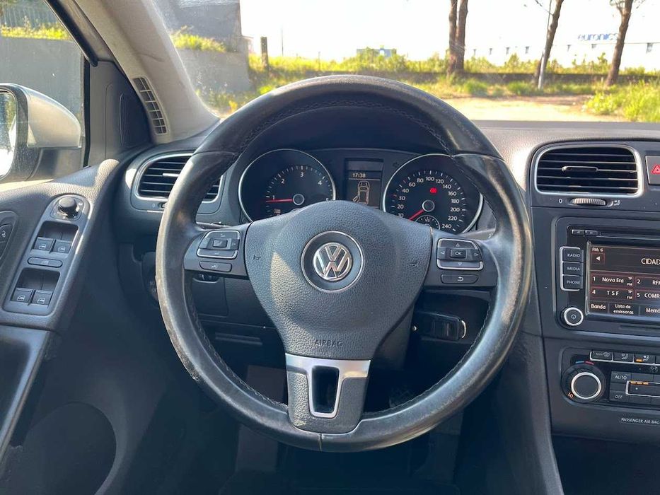 VW Golf VI Highline 2.0TDI 110cv