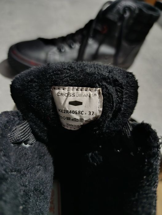 Sprzedam buty rozmiar 37