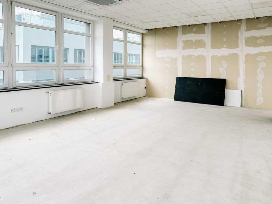 Biuro o powierzchni 49,3 m² do wynajęcia w Katowicach