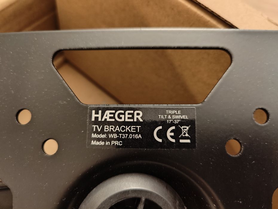 Suporte TV 17'' a 37'' Novo