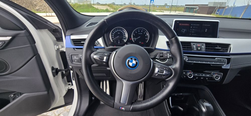 xDrive25e M Sport