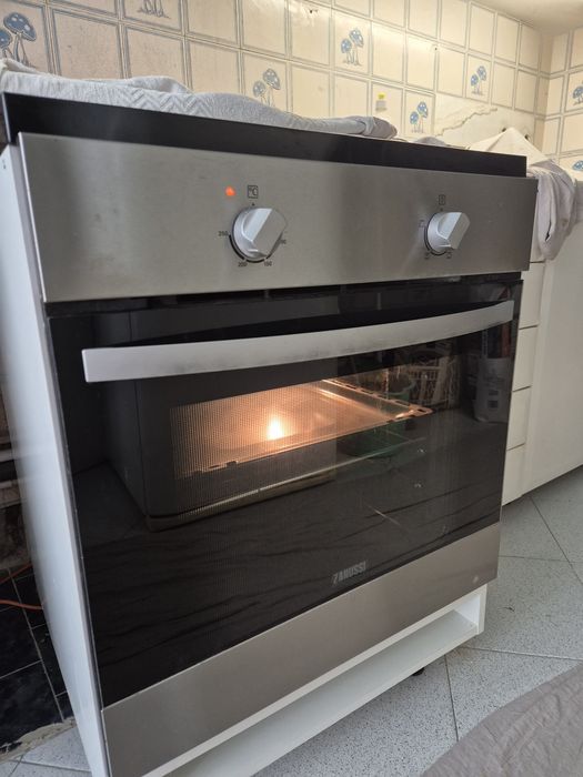 Forno ZANUSSI de encastrar