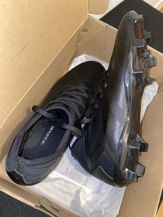 Adidas Predator z nowej kolekcji rozmiar 42