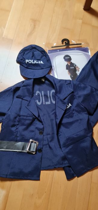Nowy kostium policjanta dla chłopca 134/140 cm cm.