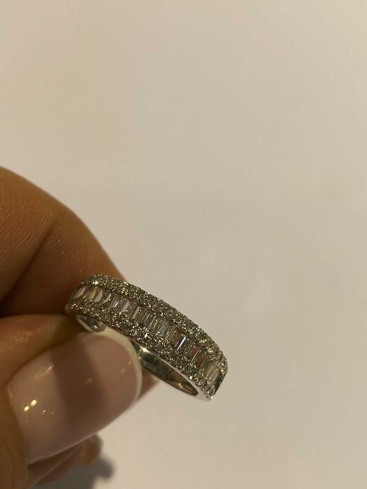 Obrączka z diamentami naturalnymi 0.95 ct Infinity bagiety