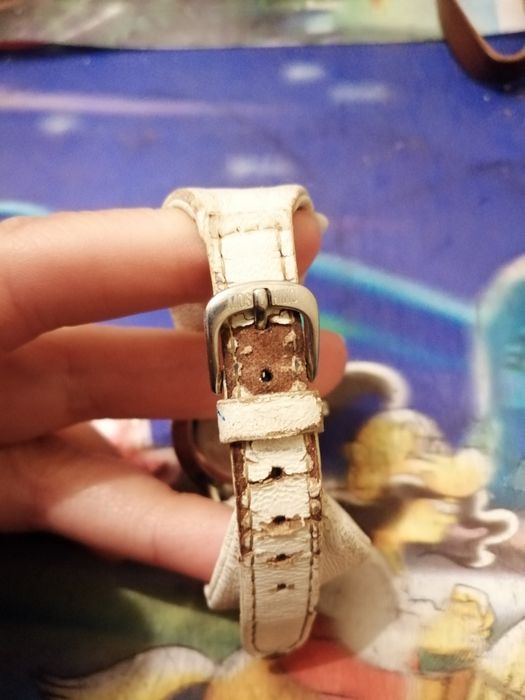 Часы Moschino