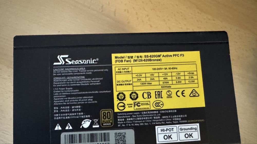 Caixa Fotmato ATX com Fonte alimentaçao Seasonic 620W