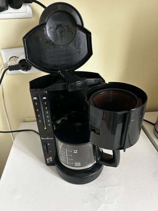 Капельна кавоварка Moulinex