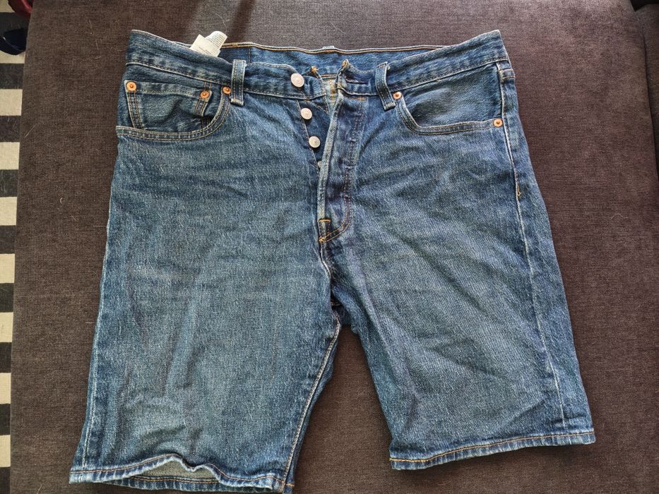 Levi 501 shorts Roz. 32