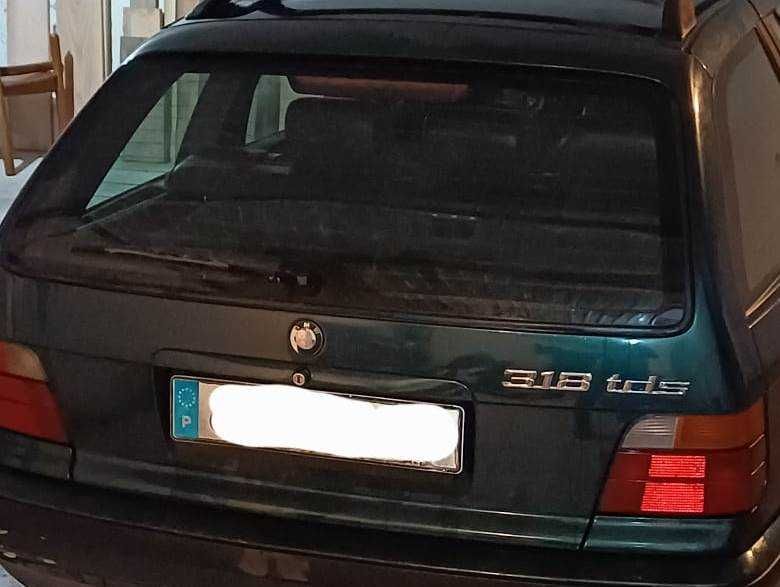 BMW E36 Varias Peças - Farolin, Piscas, Espelhos, Portas da Frente e Traseiras, Vidros, Mala - Chapeleira - Espelho Retrovisor - Cabelagem das portas
