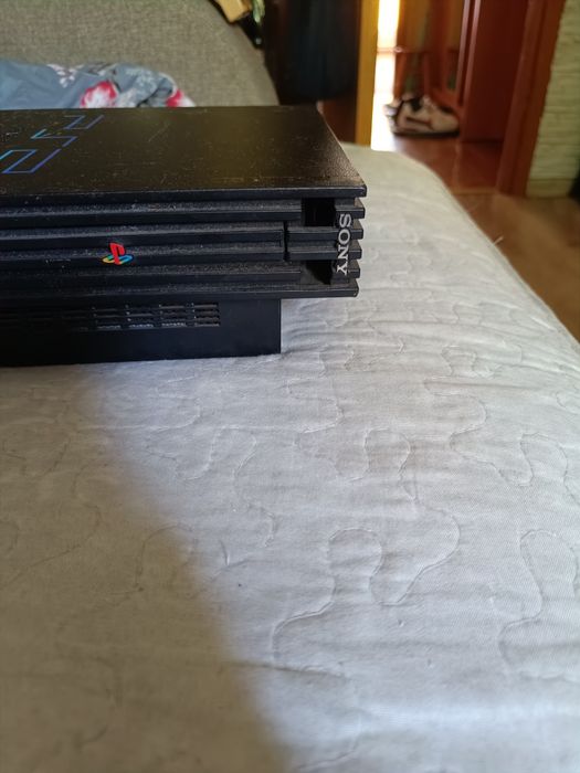Sprzedam konsole ps2 FAT