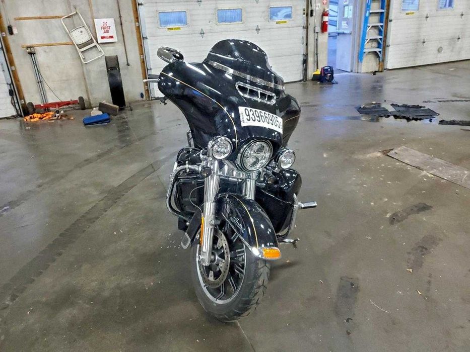 Harley Davidson FLHTK Shrine Ultra Limited 2015