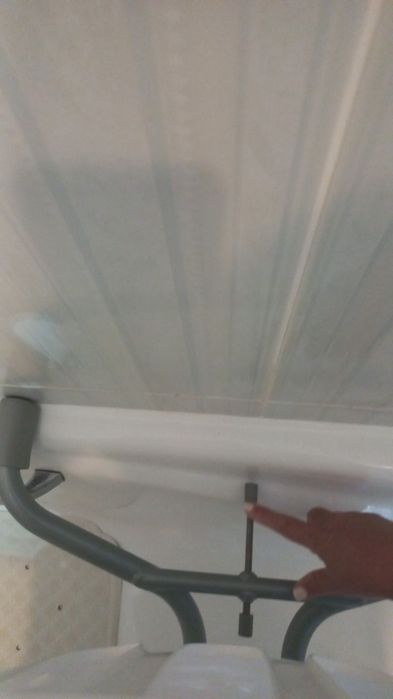 Cadeira de banho suspensa e giratória (360°)