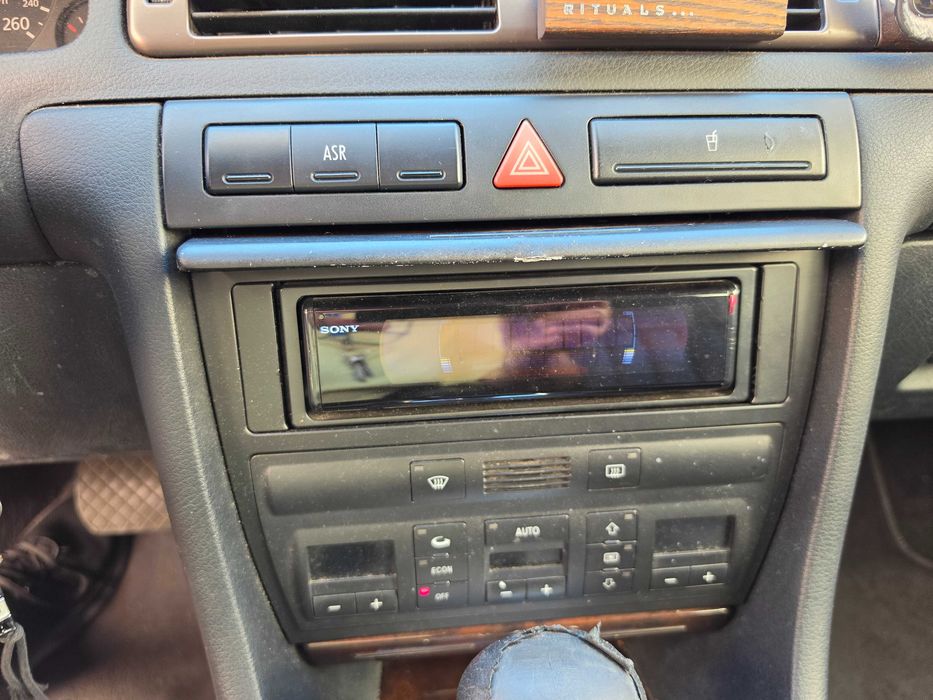 Audi A6 2.5 TDi 150 cv