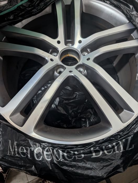 Jantes originais Mercedes R20 excelente estado,