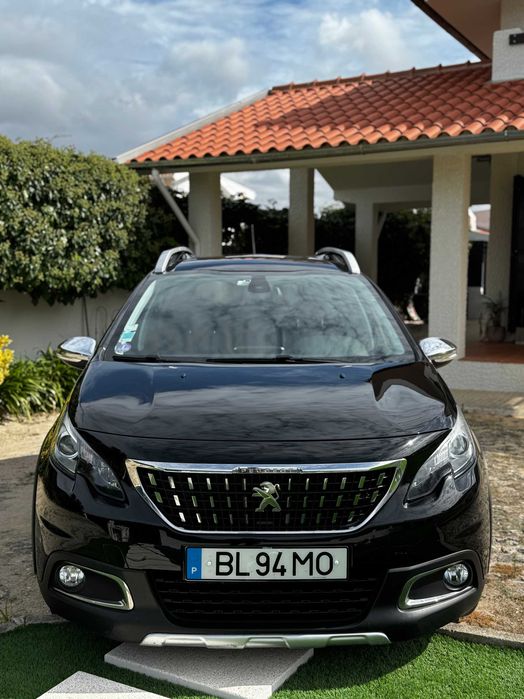 Peugeot 2008 1.2 Gasolina Automático, 2018, 119.000 km – Esmoriz foto 2
